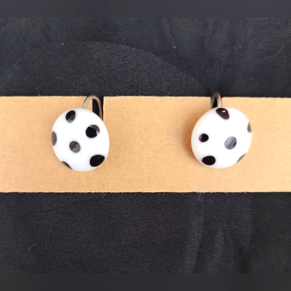 Japan Jewelry - Vintage Glass Polka-Dot Screw-on Earrings Made in Japan